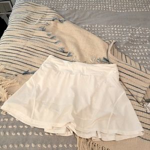 White lululemon skirt
